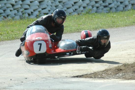 Michel et Bernadette Ledermann en action