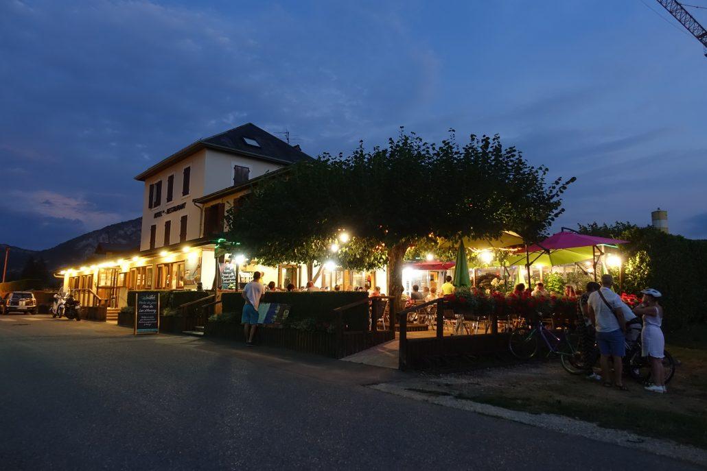 LES TILLEULS . BIENVENUE EN HAUTE-SAVOIE AU LAC D’ANNECY